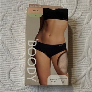 BOODY Nude Hipster Bikini underwear. NIOB. Medium